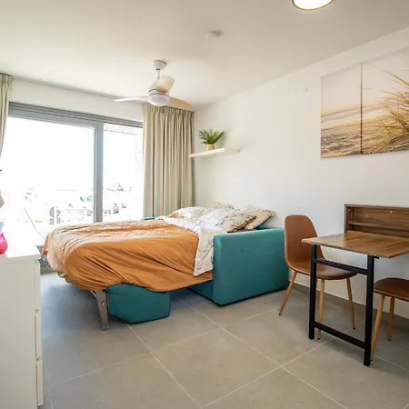 Zeebries Apartment *